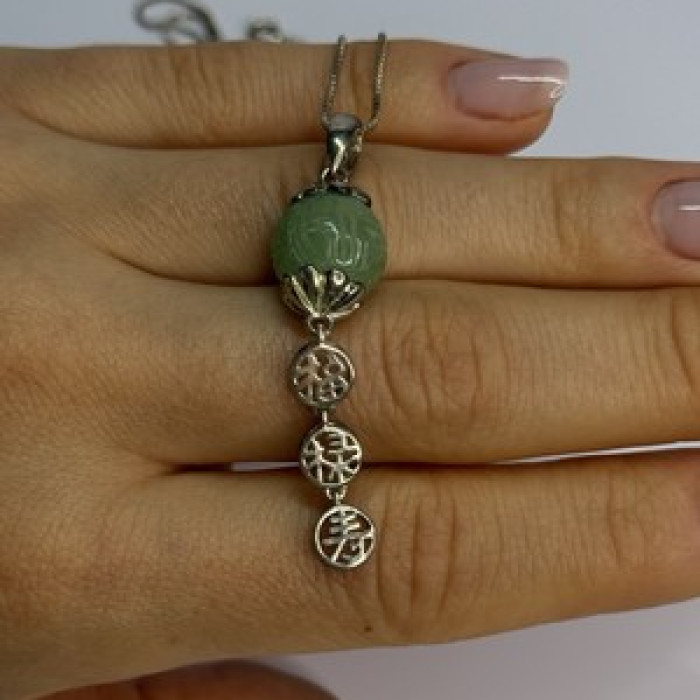 925 Sterling Silver Jadeite Necklace Length 18 Inch