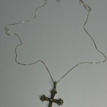 925 Sterling Silver Diamond Cross Necklace Length 30 In