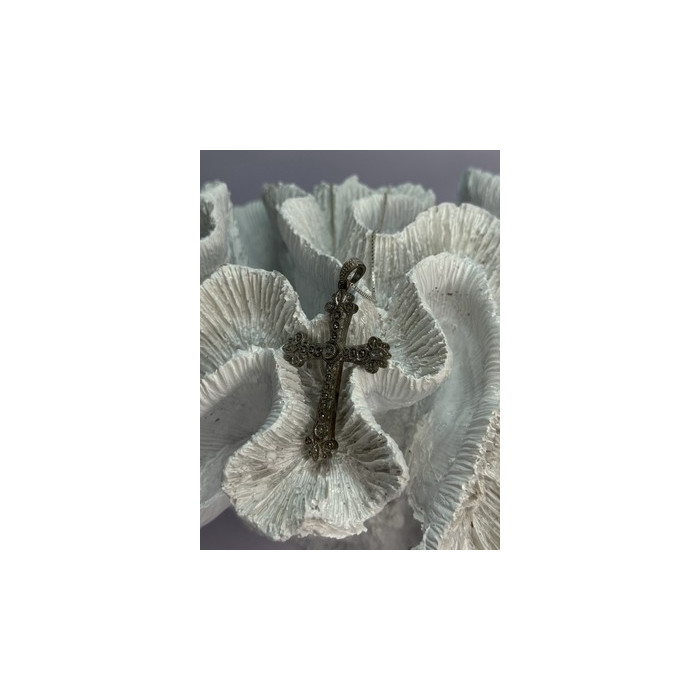 925 Sterling Silver Diamond Cross Necklace Length 30 Inch