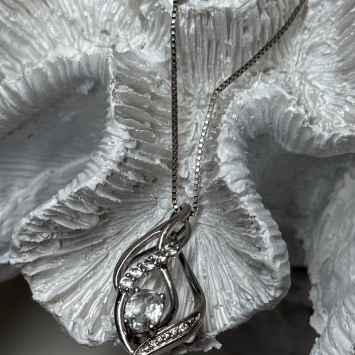 925 Sterling Silver White Sapphire Necklace Length 21/19 Inch