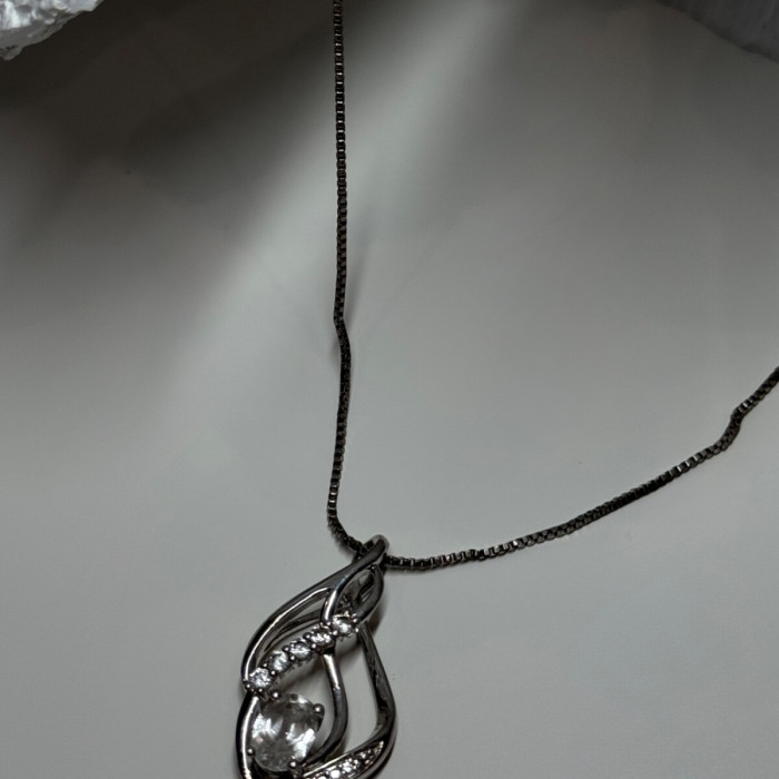 925 Sterling Silver White Sapphire Necklace Length 21/19 Inch