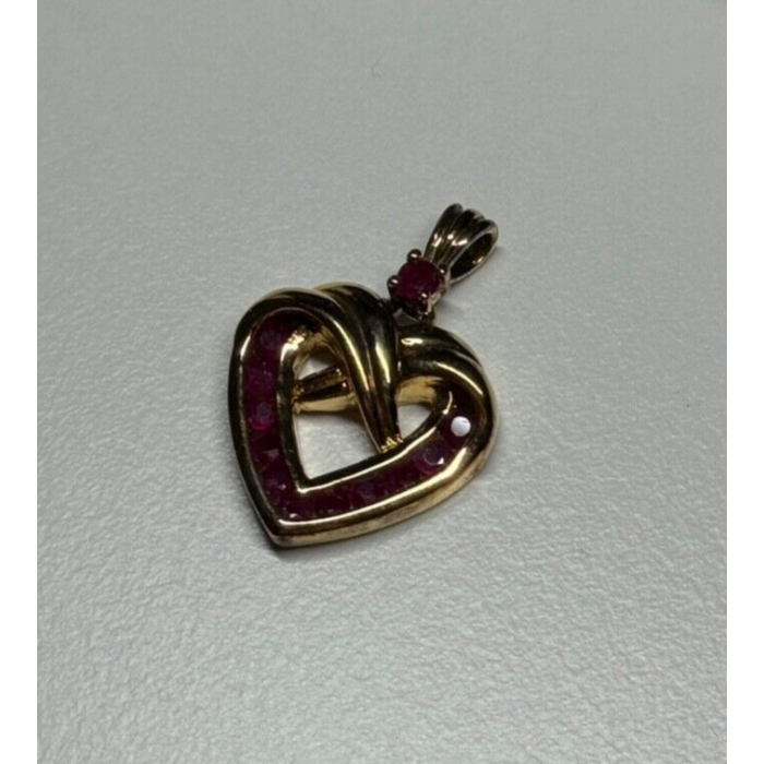 925 Sterling Silver Gold Plated Spinel Heart Pendant