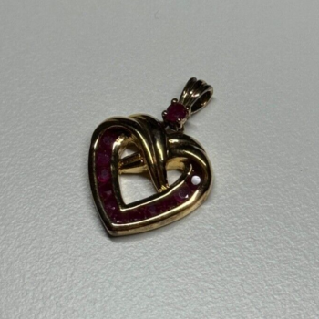 925 Sterling Silver Gold Plated Spinel Heart Pendant