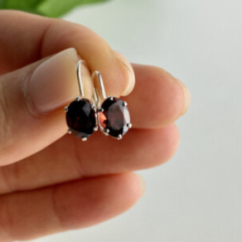 925 Sterling Silver Garnet Earrings
