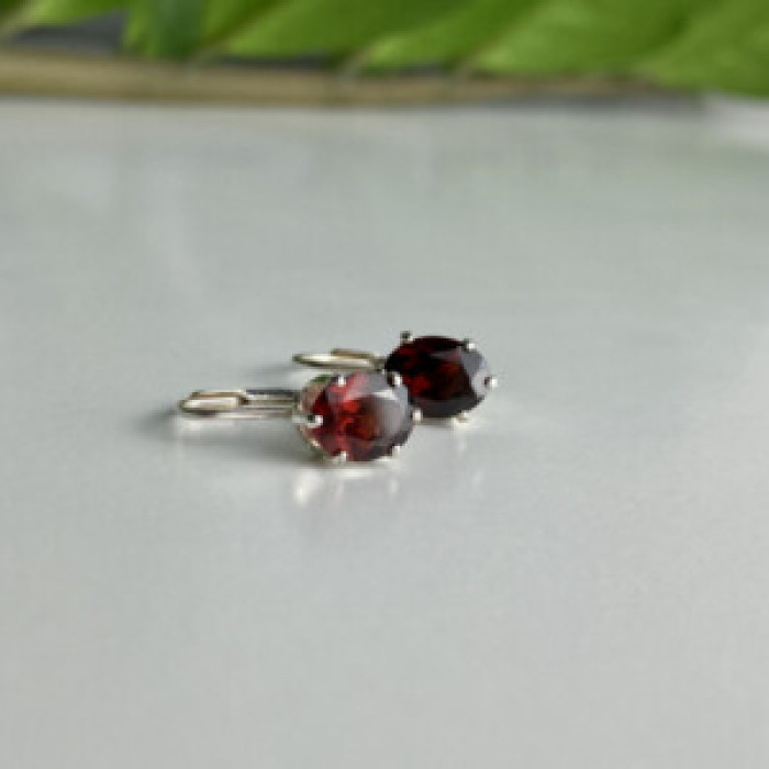925 Sterling Silver Garnet Earrings