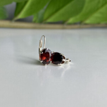 925 Sterling Silver Garnet Earrings