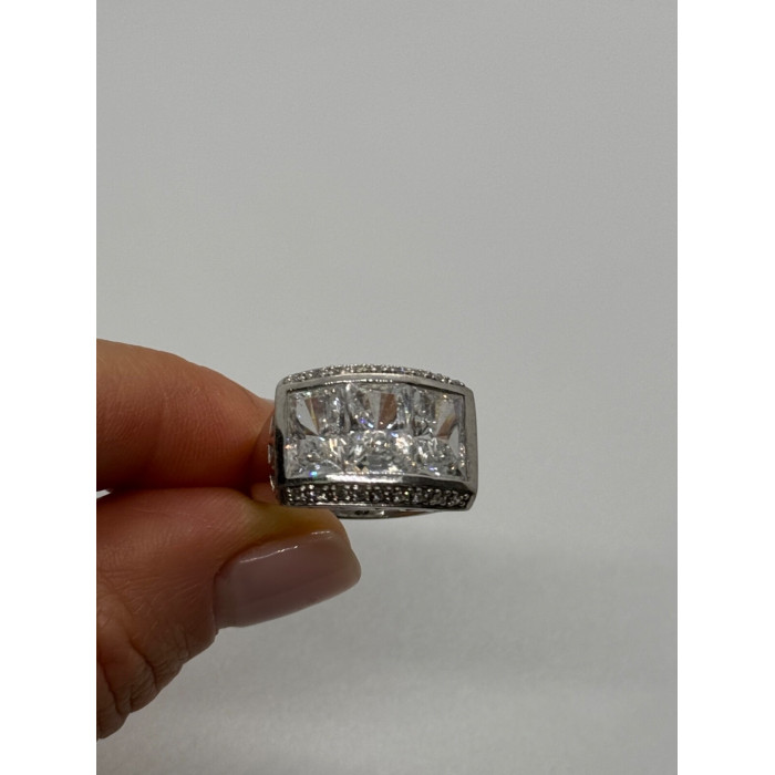 925 Sterling Silver CZ Ring Size 7