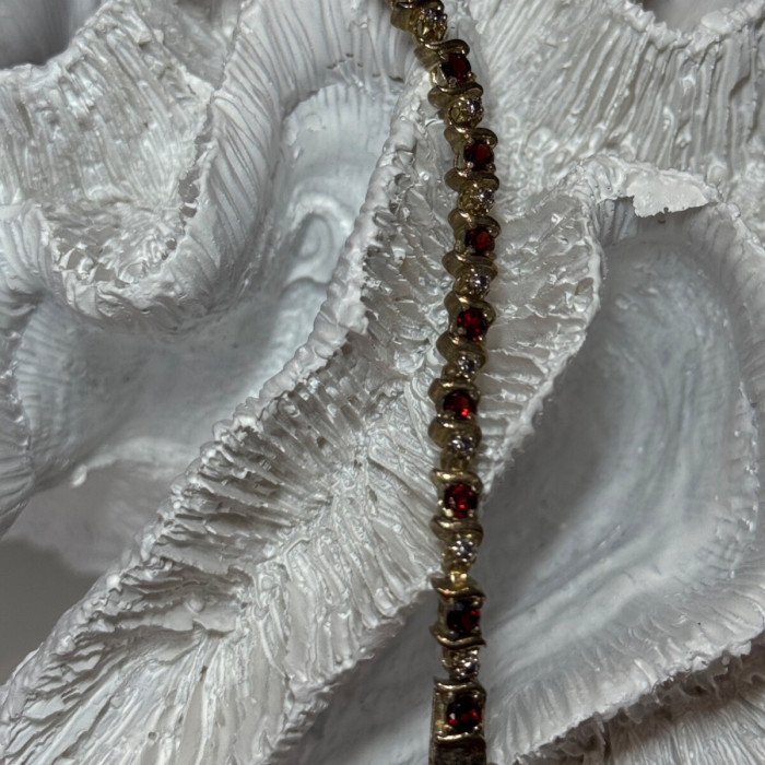 925 Sterling Silver Gold Plated Garnet Bracelet Length 7.5