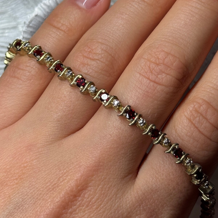 925 Sterling Silver Gold Plated Garnet Bracelet Length 7.5