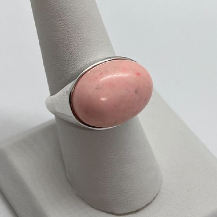 925 Sterling Silver & Pink Agate Ring Size 7.5