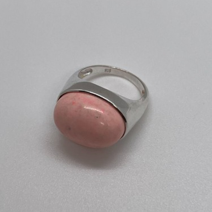 925 Sterling Silver & Pink Agate Ring Size 7.5