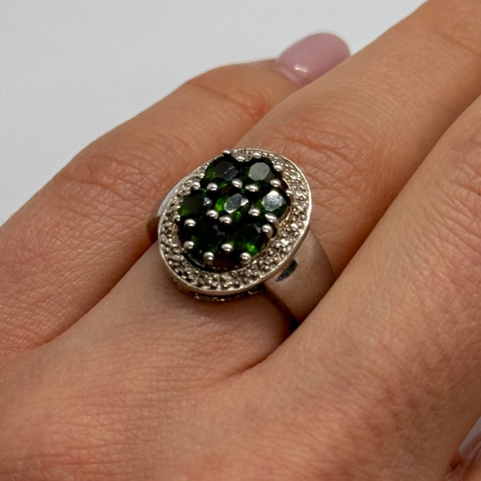 925 Sterling Silver Emerald Ring Size 6