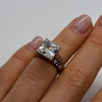 925 Sterling Silver Gold Plated CZ Ring Size 4.5