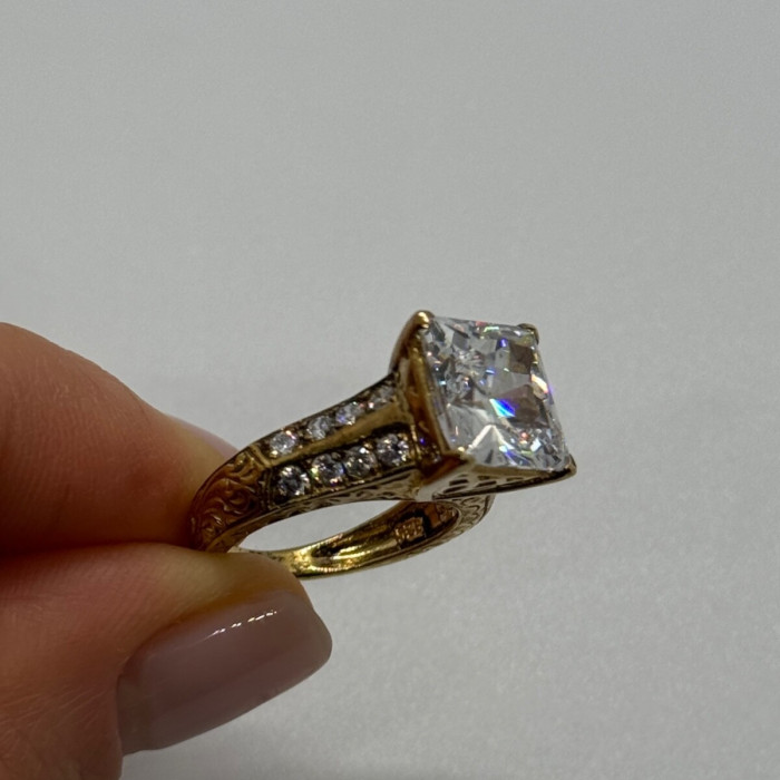 925 Sterling Silver Gold Plated CZ Ring Size 4.5