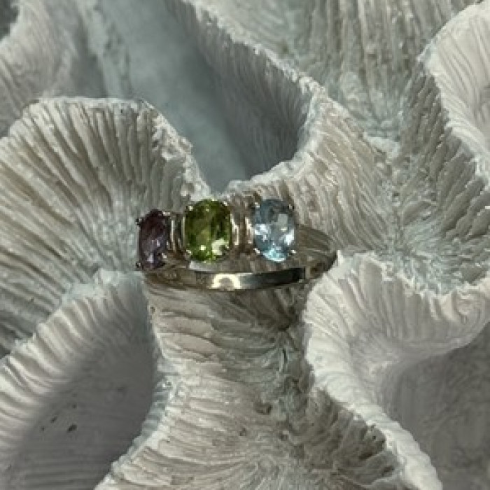 925 Sterling Silver Topaz Peridot Amethyst Ring Size 8.5