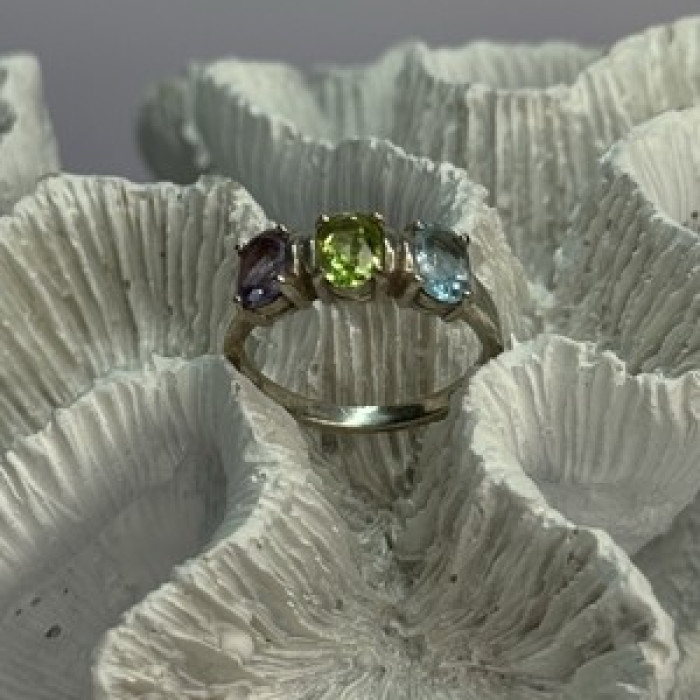 925 Sterling Silver Topaz Peridot Amethyst Ring Size 8.5