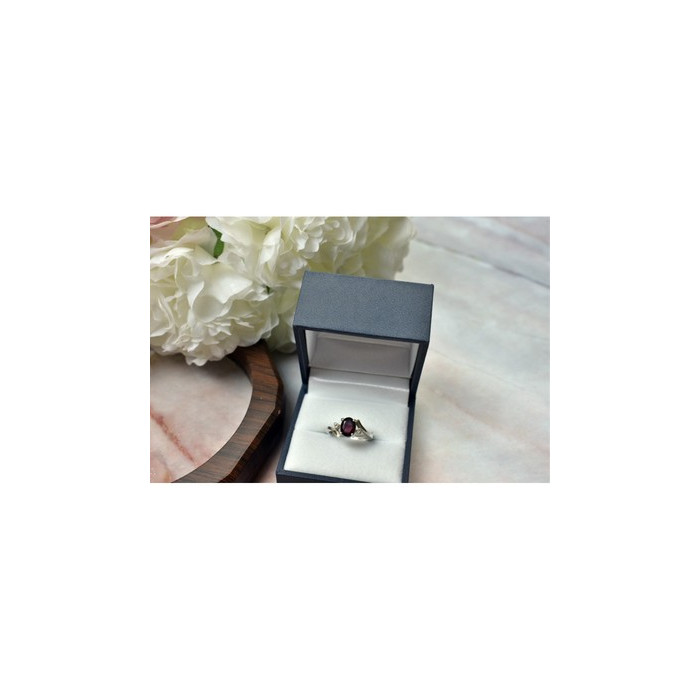 925 Sterling Silver Garnet & CZ Ring Size 6