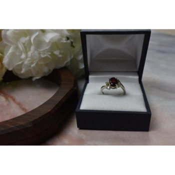 925 Sterling Silver Garnet & CZ Ring Size 6