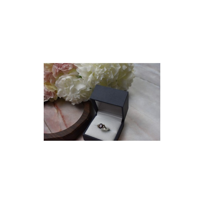 925 Sterling Silver Garnet & CZ Ring Size 6