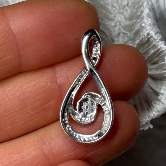 925 Sterling Silver White & Blue Topaz Pendant Length 1.1 Inch