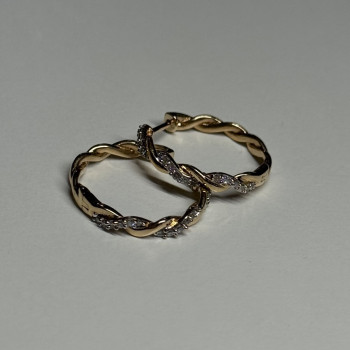 10K Yellow Gold Diamonds 0.3 Carat Earrings Length 18 mm