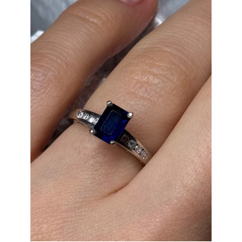 14K WHITE GOLD SAPPHIRE & DIAMONDS RING SIZE 5.5