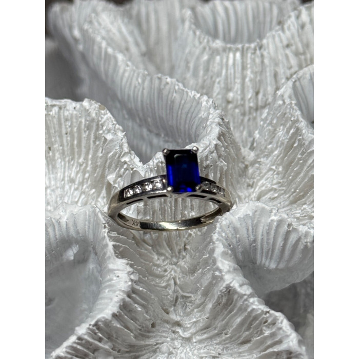 14K WHITE GOLD SAPPHIRE & DIAMONDS RING SIZE 5.5