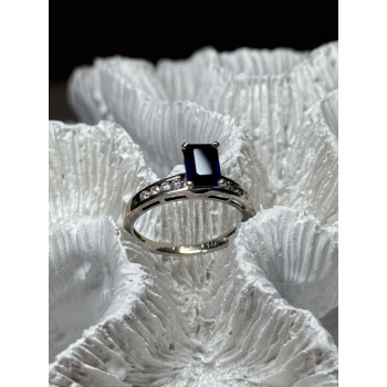 14K WHITE GOLD SAPPHIRE & DIAMONDS RING SIZE 5.5