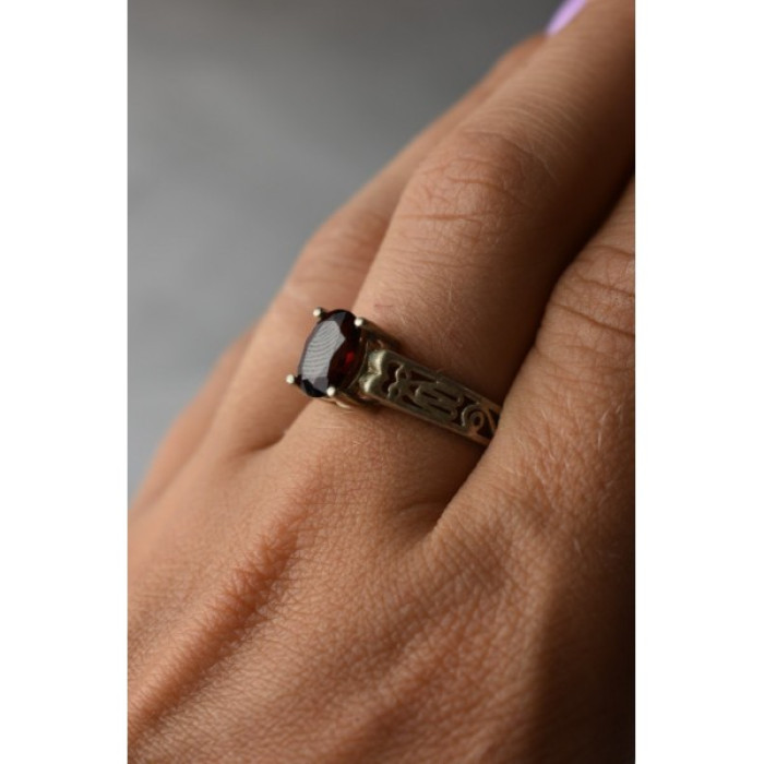 Vintage 925 Sterling Silver Spessartine Ring Size 9