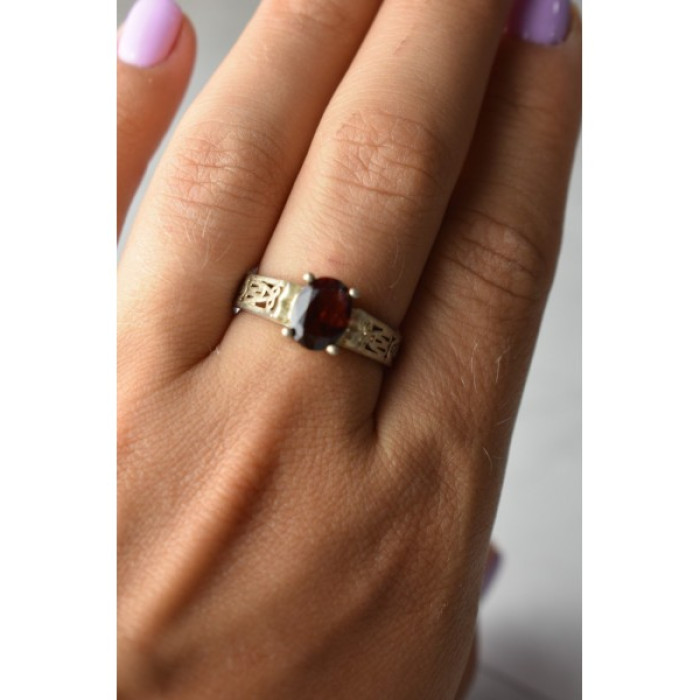 Vintage 925 Sterling Silver Spessartine Ring Size 9