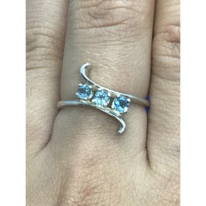 925 Sterling Silver Blue Spinel Ring Size 8