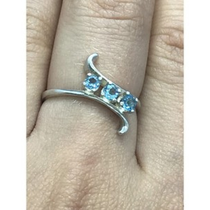 925 Sterling Silver Blue Spinel Ring Size 8