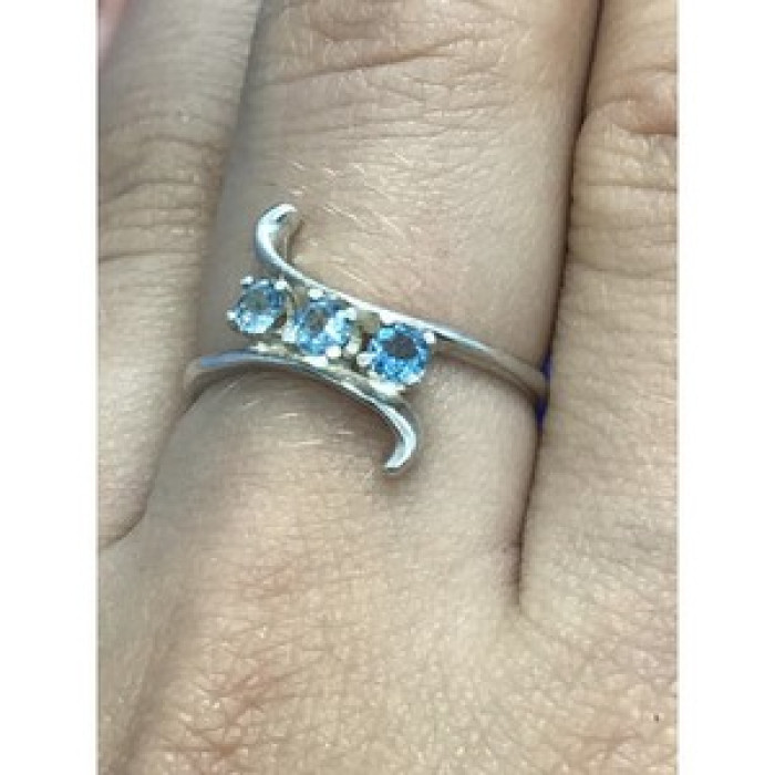 925 Sterling Silver Blue Spinel Ring Size 8