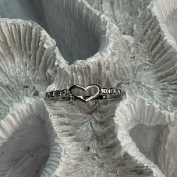 925 Sterling Silver CZ Heart Ring Size 8