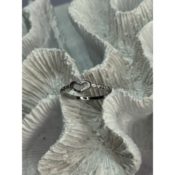925 Sterling Silver CZ Heart Ring Size 8