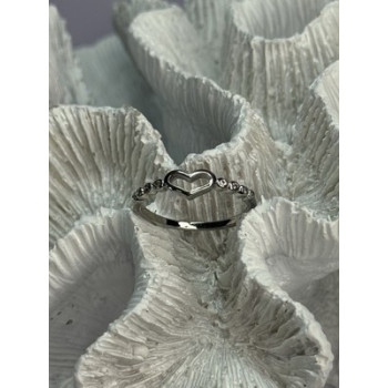 925 Sterling Silver CZ Heart Ring Size 8