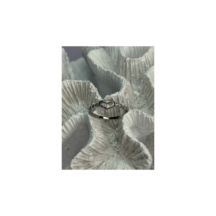 925 Sterling Silver CZ Heart Ring Size 8