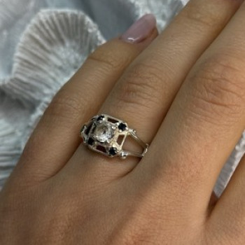 925 Sterling Silver White & Blue Sapphire Ring Size 7