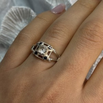 925 Sterling Silver White & Blue Sapphire Ring Size 7
