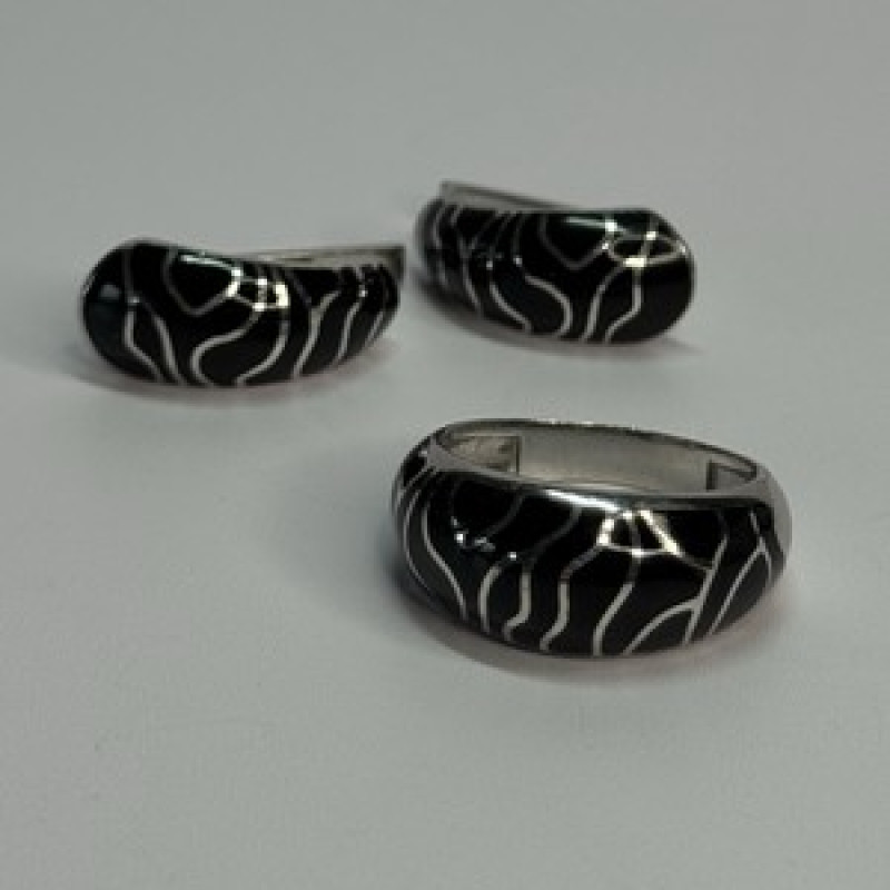 925 Sterling Silver Enamel Ring & Earrings Set Size 9