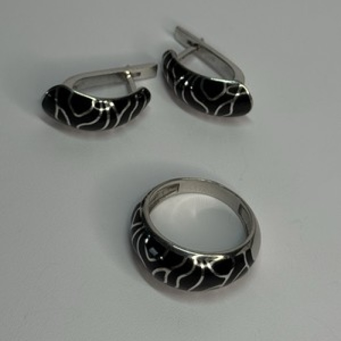925 Sterling Silver Enamel Ring & Earrings Set Size 9