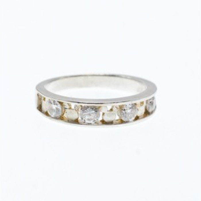 925 Sterling Silver White Topaz Ring Size 8 Disney