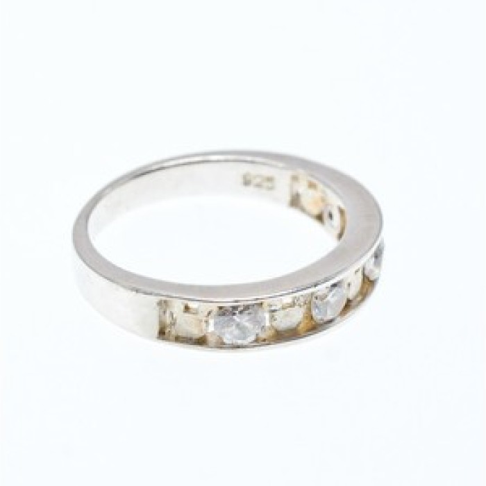 925 Sterling Silver White Topaz Ring Size 8 Disney
