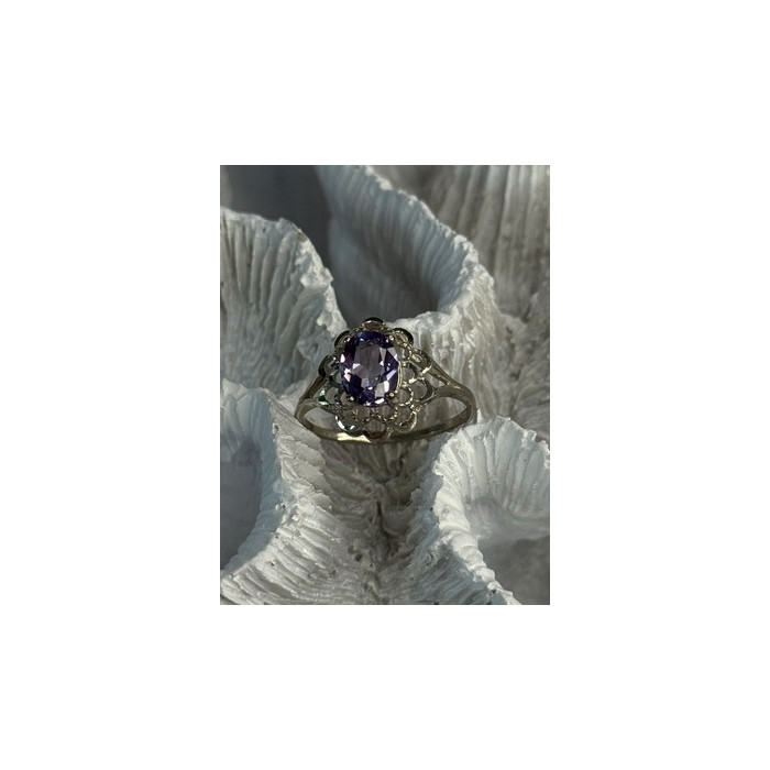 925 Sterling Silver Amethyst Ring Size 7.5