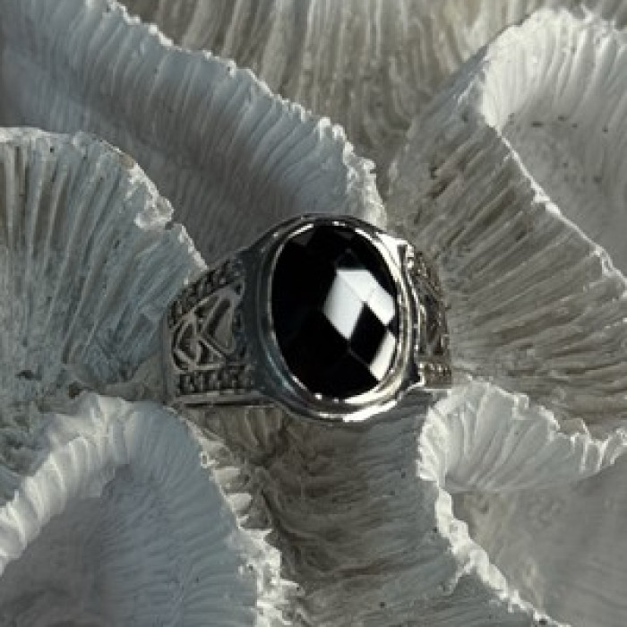 925 Sterling Silver Onyx & Beryl Ring Size 9