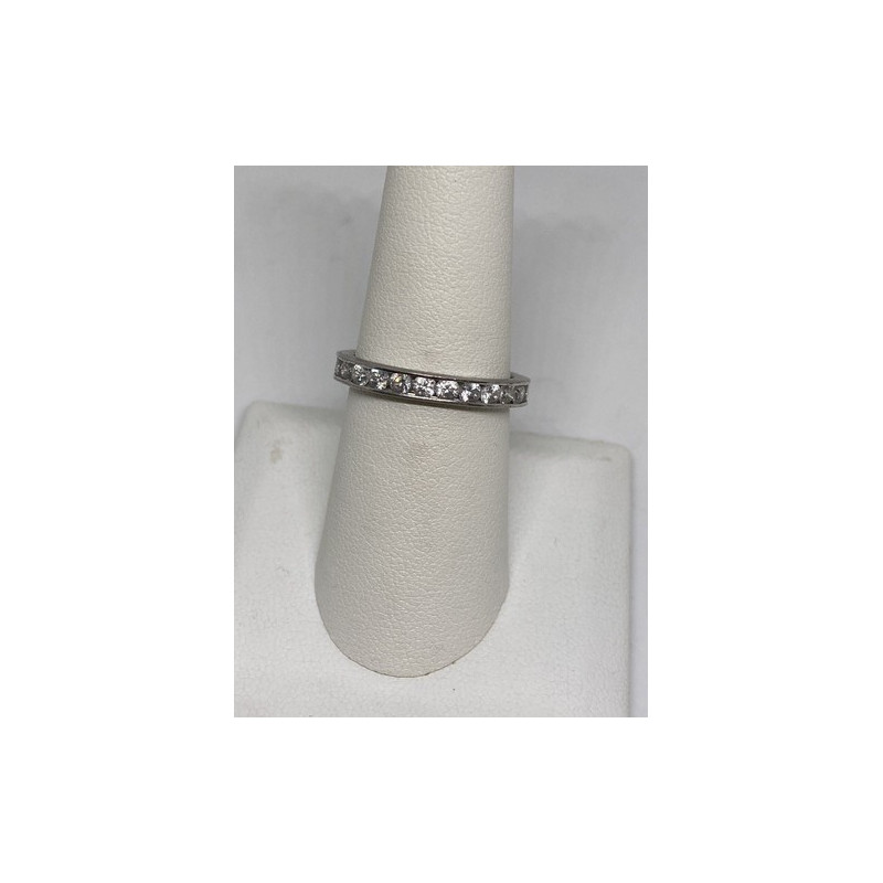 925 Sterling Silver CZ Ring Size 8