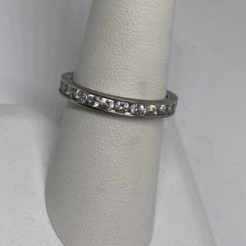 925 Sterling Silver CZ Ring Size 8