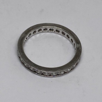 925 Sterling Silver CZ Ring Size 8