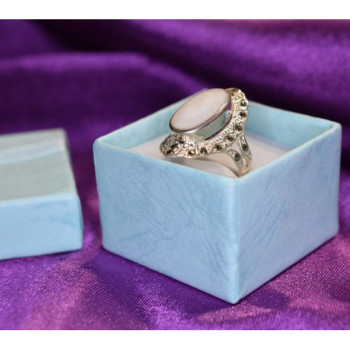 925 Sterling Silver Mother OF Pearl & Marcasites Ring Size 6.5