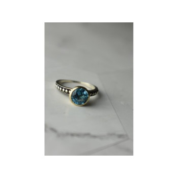 925 Sterling Silver Blue Spinel Ring Size 6